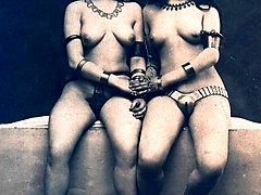 Nude retro ladies together