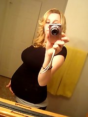 Really nice and hot pregnant girlfriends naked