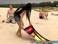 Super-steamy Girl Strips Off Bikini on Public Beach