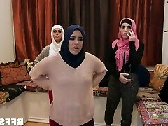 Poonjab Special (Arab women group sex)