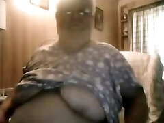 Web Cam show from BBW Granny