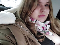 Chubby Bombshell with Huge Tits Jerks in a Cab in the Backseat