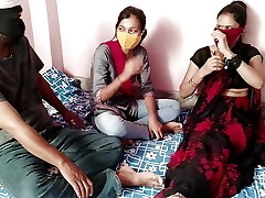 SoteliMaa Beti Ko Ek Sath Choda - Desi Indian three way Porno In Hindi