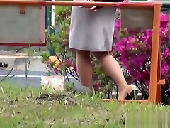 Fetish asian whore peeing in alleyway Fetish asian whore peeing in alleyway