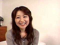 Japanese Housewife Gives a Specific Deep Throat-Stimulation (Uncensored)