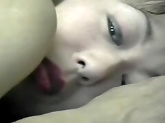 Ultra-kinky Japanese babe shows her cunt in public Ultra-kinky Japanese babe shows her cunt in public