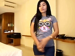 One Night Stand In A Hotel With Chinese Yuli