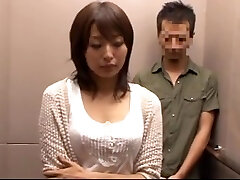 Housewives in the backroom of elevator .. Housewives in the backroom of elevator ..