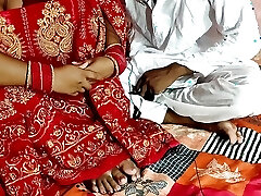 Screwed newlywed bride aunty on her wedding night Village Mami Chudai