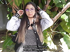 I HAD AN Orgasm IN A PUBLIC RESTAURANT WITH MY LUSH Electro-hitachi