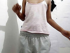 بانوی داغ نشان دادن بیدمشک سکسی او بانوی داغ نشان دادن بیدمشک سکسی او