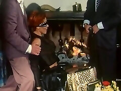 Sarah Young - Una Famiglia Per Pene (full Video) 81 Min Sarah Young - Una Famiglia Per Pene (full Video) 81 Min