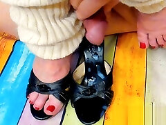 Shoesex with True Vintage Mules Baggy Leg Warmers and Inshoe Cumshot Shoesex with True Vintage Mules Baggy Leg Warmers and Inshoe Cumshot