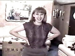 Vintage Fledgling Wife Rubs One Out ! Vintage Fledgling Wife Rubs One Out !