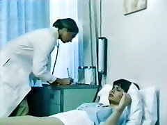 calda e splendida ragazza bianca con grandi seni testati in laboratorio calda e splendida ragazza bianca con grandi seni testati in laboratorio