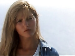 Italian sweetheart Moana Pozzi shows her goods