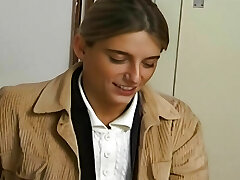 young dark-haired 21 years old stript vor der kamera beim casting young dark-haired 21 years old stript vor der kamera beim casting