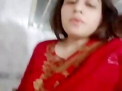 Pakistani gal, such a beautiful gf