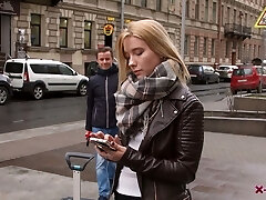Charming Russian teen Kiara Night gets her slit nailed on the first date