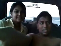 Desi Indian Couple hook-up scandal on Car Video Leaked