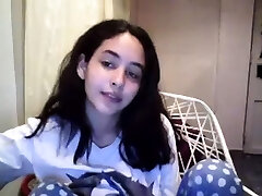 teen adalovelacex blinkende brüste auf live-webcam