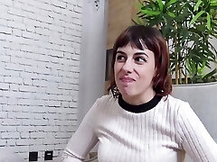 Stud can't believe! Mr Paz fists Nora Martin's pussy Stud can't believe! Mr Paz fists Nora Martin's pussy