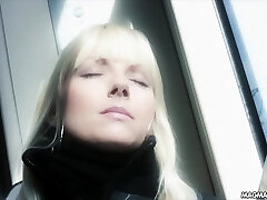 MAGMA FILM Fuckin' Mia on a paradise beach