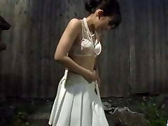 Yui Kasugano enjoys more than sex while in the jacuzzi