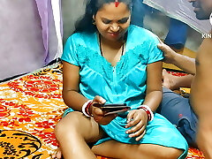 индийская тетушка трахается секс видео в стиле хинди индийская тетушка трахается секс видео в стиле хинди