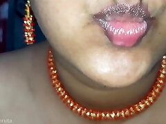 Indian Nude Desi Cute Lips Gets Lipstick And Bhabhis Super-sexy Feet Legs Gets Red Nail Polish. Enjoy Her Indian Nude Desi Cute Lips Gets Lipstick And Bhabhis Super-sexy Feet Legs Gets Red Nail Polish. Enjoy Her