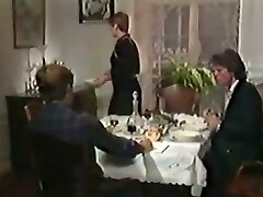 супер сексуальная и возбужденная горничная получила жесткий трах в свою киску супер сексуальная и возбужденная горничная получила жесткий трах в свою киску