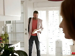 Babysitter Daisy Has The Best Ass