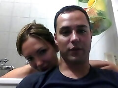 Немецкий подросток пара, принимая онлайн-ванна и ебать Немецкий подросток пара, принимая онлайн-ванна и ебать