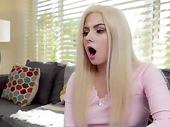 блондиночка с маленькими сиськами ария бэнкс ест задницу и трахается по самые яйца блондиночка с маленькими сиськами ария бэнкс ест задницу и трахается по самые яйца