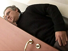 My stepdaughter in the douche! My stepdaughter in the douche!