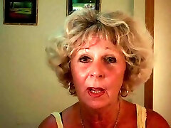 gestapelt, offen, gesprächig und necken gilf gestapelt, offen, gesprächig und necken gilf