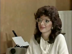 Brunette skank in black stockings gets fucked in missionary pose