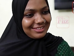 Indian maid, Bhabhi is permanently having fucky-fucky with her employers son instead of doing her job