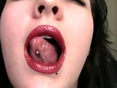 do you want a smooch? do you want a smooch?