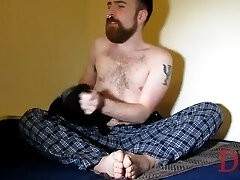 Thedudewhosadude shows off new underwear and ass playthings!