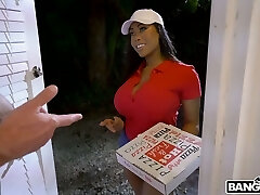 Pizza delivery damsel Moriah Mills gets her slit fucked doggy style