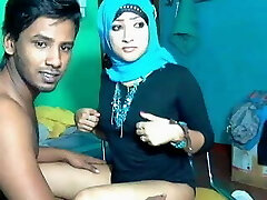 Married SriLankan  muslim Couple 2