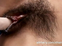 Vivi Marie gets punded hard by the hook-up machine Vivi Marie gets punded hard by the hook-up machine