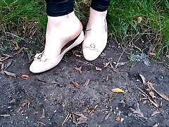 Crossdresser Monica kick cig under flats Crossdresser Monica kick cig under flats