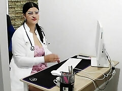 At a medical appointment my crazy doctor fucks my pussy - Porn in Spanish