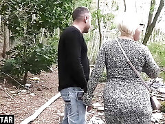 OMG!!! Poking at THE DUMP BIG-ASS Blonde OMG!!! Poking at THE DUMP BIG-ASS Blonde