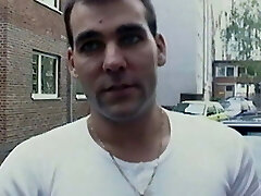 Retro alte in der Raucherpause abgefangen Retro alte in der Raucherpause abgefangen