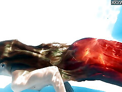 Russian girl Ivi found her all-natural talent in the pool Russian girl Ivi found her all-natural talent in the pool