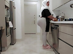 my big ass stepmom wanted to eat my dick. my big ass stepmom wanted to eat my dick.