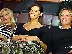 Angie, Anabel and Alicia in the car